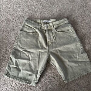 Men's Green Shorts